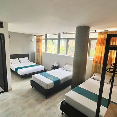 Hotel Casa Botero Медельин Экстерьер фото