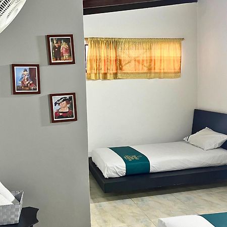 Hotel Casa Botero Медельин Экстерьер фото