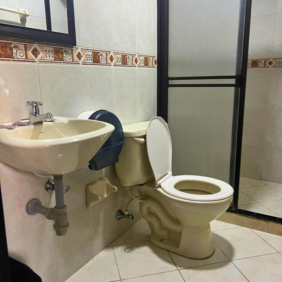 Hotel Casa Botero Медельин Экстерьер фото